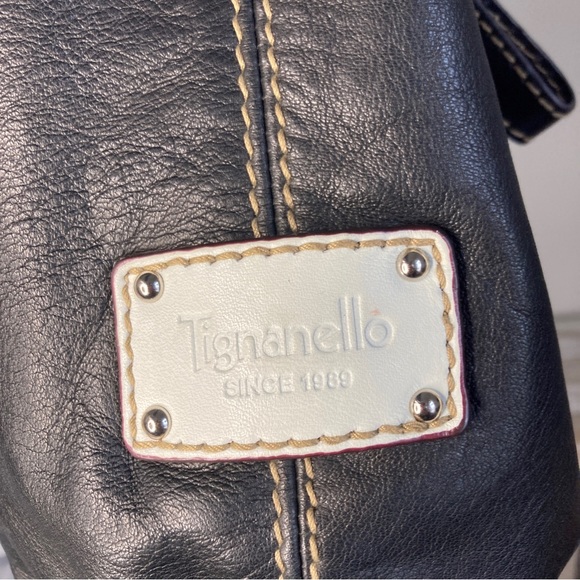 Tignanello  Black Cream Tan Leather Handbag - Picture 2 of 7